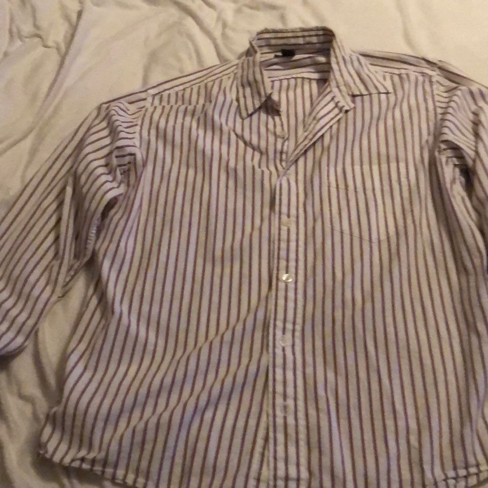 American Eagle button down